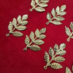 Metal Multi Leaf Golden 10pc