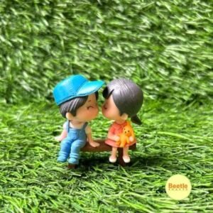 Miniature Couple Set with Bench (5cm)