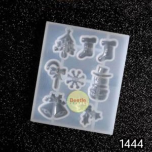8 Cavity Christmas Silicone Mould - 7.8x6.4cm | For Cake Toppers, Chocolates, & Resin Crafts